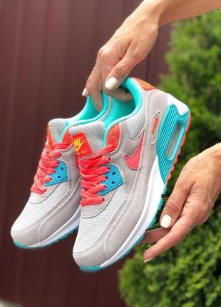 Модель nike magnolia air max 90 - поєднання стилю та комфорту