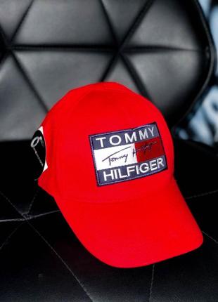 Стильна чоловіча червона кепка tommy hilfiger | молодіжна літня бейсболка | модний чоловічий головний убір