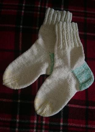 Шкарпетки білі жіночі вовняні ручної роботи 381 фото