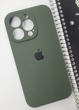 Надежный силиконовый чехол с закрытой камерой для iphone 14 pro (зеленый)  на телефон айфон 14 про