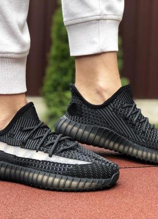 Жіночі літні чорні кросівки в сітку adidas yeezy boost  3502 фото