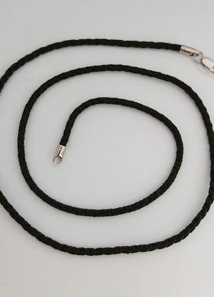 Плетений шовковий шнурок на шию чорний  зі срібними застібками2 фото