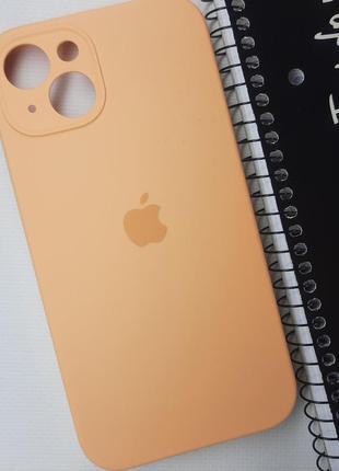 Силиконовый чехол оранжевый закрытый низ защита камеры для apple iphone 13  силикон кейс накладка на айфон 13