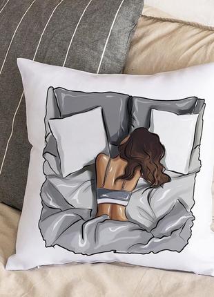 Подушка с плюшевой наволочкой и девушкой на кровати (35х35 см)