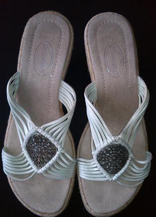 Шлепки greceland