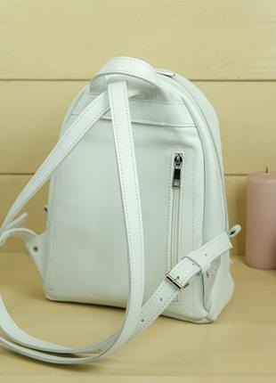 Жіночий шкіряний рюкзак лімбо, розмір середній, натуральна гладка шкіра колір білий4 фото