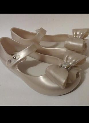 Mini melissa нові туфлі туфельки сандалі босоніжки