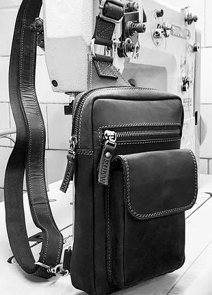 Сумка чоловіча слінг на плече бананка iron classic (чорна)
