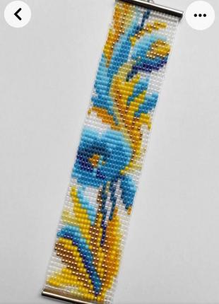 Патриотический браслет из чешского бисера