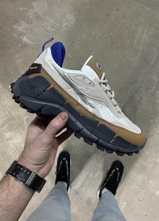 Мужские кроссовки reebok zig kinetica cordura beige brown