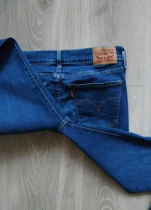 Джинсы женские levis stretch размер 28/32, состояние хорошее6 фото