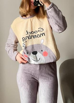 Тепла махрова піжама із принтом