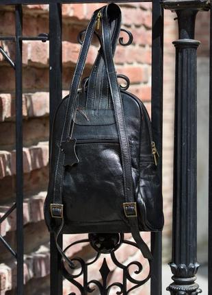 Кожаный черный женский женский рюкзак casum n6 фото