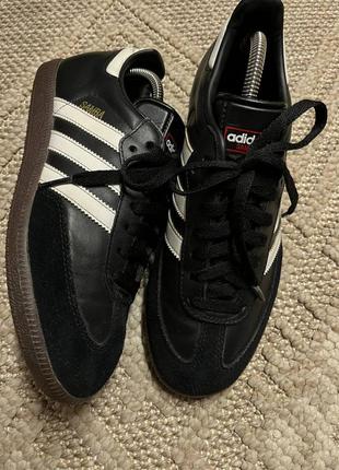 Кроссовки adidas samba