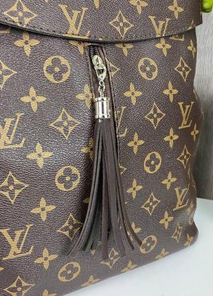 Женский прогулочный рюкзак сумка стиль луи витон с брелком, качественный рюкзачок для девушек7 фото