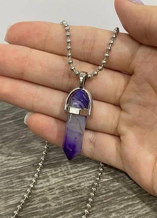 Натуральный камень фиолетовый агат с прожилками кулон кристалл шестигранник на цепочке - подарок парню девушке
