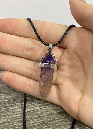 Натуральный камень фиолетовый агат с прожилками кулон кристалл шестигранник на шнурке - подарок парню девушке