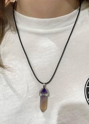 Натуральный камень фиолетовый агат с прожилками кулон кристалл шестигранник на шнурке - подарок парню девушке2 фото