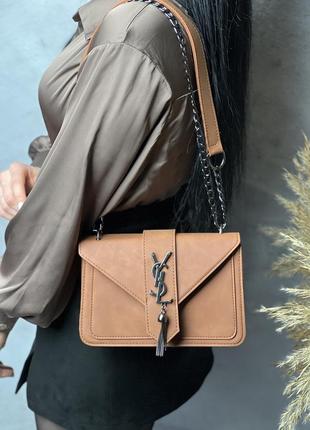 Женская кожаная сумка yves saint laurent коричневая сумочка на цепочке ysl в подарочной упаковке6 фото