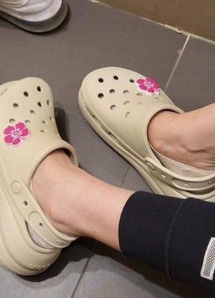 Крокс классик платформ краш клог бежевые crocs classic crush clog platform bone4 фото