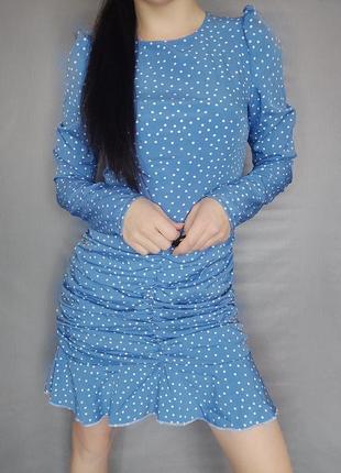 Голубое платье в горошек1 фото