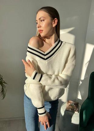 Стильный пуловер свитер с v образным вырезом горловины вязаный теплый шерстяной акрил   молочный малиновый серый капучино3 фото