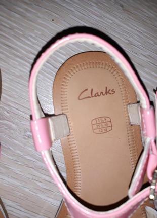 Яркие, кожаные, легкие босоножки clarks 29,5 размер8 фото