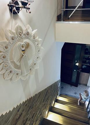 Ангел макраме в плетённом кольце