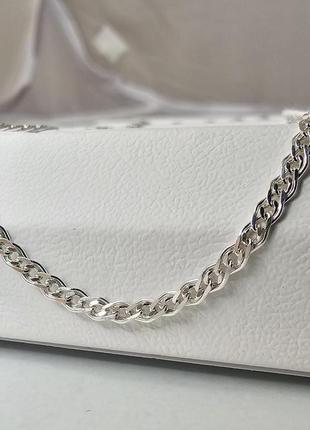 Срібна ланцюжок з гарним плетінням нонна