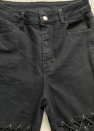 Красивые джинсы стрейч со шнуровкой черные м 104 фото