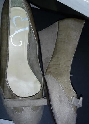 Новые туфли на танкетке 42 размера (28 см) arcadia1 фото