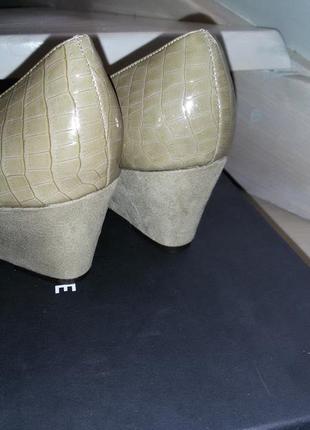 Новые туфли на танкетке 42 размера (28 см) arcadia2 фото