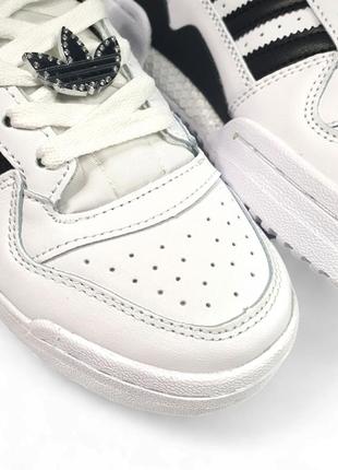 Кожаные кроссовки adidas forum low white black logo7 фото
