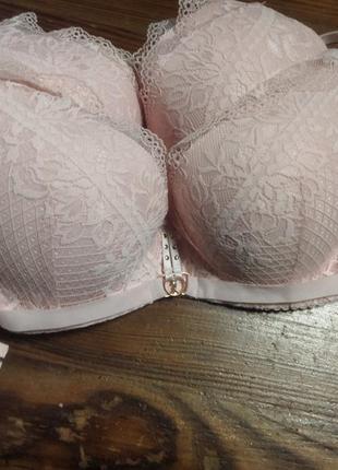 Бюстгальтер чашка в