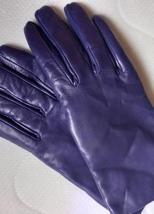 Caridei италия. элитные кожаные перчатки с кашемиром на узкую руку, цвет баклажанный