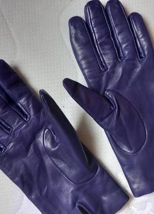 Caridei италия. элитные кожаные перчатки с кашемиром на узкую руку, цвет баклажанный