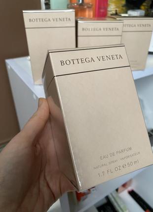 Bottega veneta  (оригінал)2 фото