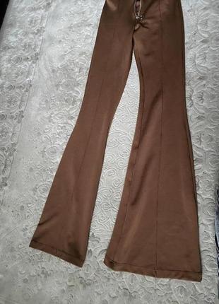 Стильные коричневые кэмэл брюки bershka3 фото