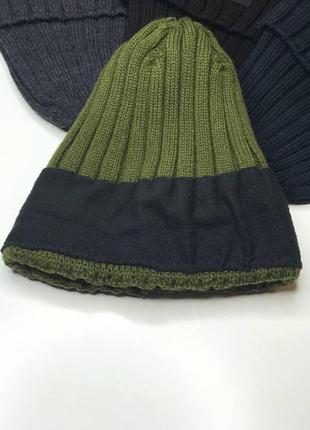 Мужская шапка adidas neo вязаная акрил адидас на флисе утепленная зимняя с отворотом хаки6 фото