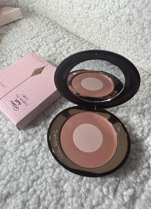 Рум'яна charlotte tilbury cheek to chic swish &amp; pop blusher5 фото