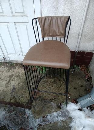 Барный стул
