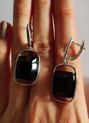 Трендовые серебряные сережки подвески с натуральным черным ониксом крупные висячие женские серьги из серебра3 фото