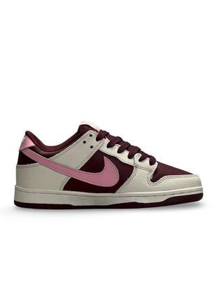 Женские кроссовки бежевые с бородовым в стиле nike sb dunk low beige burgundy