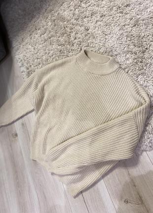 Базовый молочный свитер fb1 фото