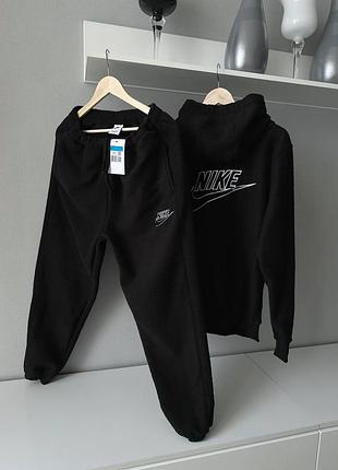 Nike teddy 3