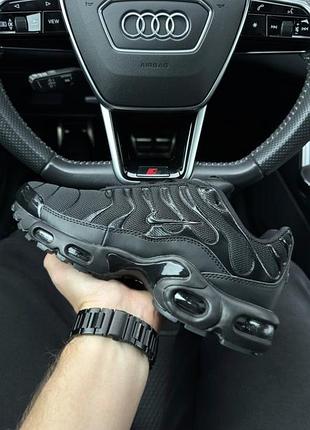 Nike air max plus all black