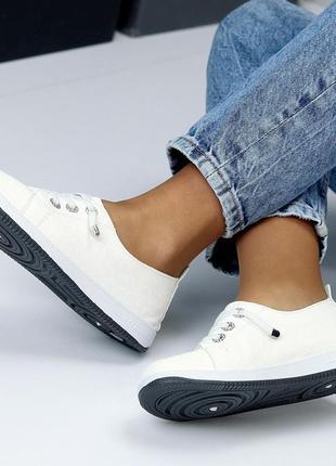 Жіночі зручні кеди шкіряні на низькому ходу у білому кольорі 😍