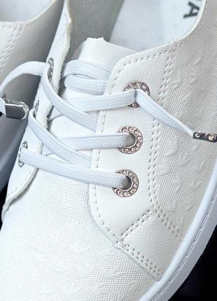 Жіночі зручні кеди шкіряні на низькому ходу у білому кольорі 😍