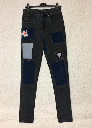 Стильные дизайнерские джинсы