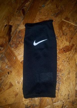 Спортивний аксесуар nike